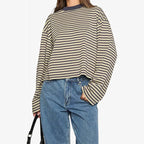 🕰️ Vintage-henki ja moderni tyyli kohtaavat – yksi paita, loputtomasti kehuja! ✨