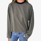 🕰️ Vintage-henki ja moderni tyyli kohtaavat – yksi paita, loputtomasti kehuja! ✨