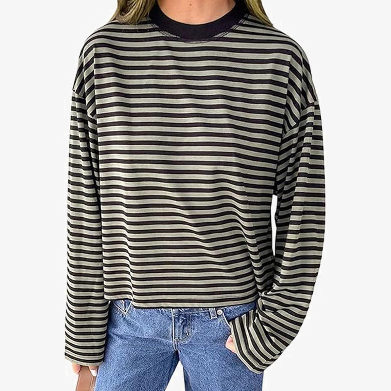 🕰️ Vintage-henki ja moderni tyyli kohtaavat – yksi paita, loputtomasti kehuja! ✨