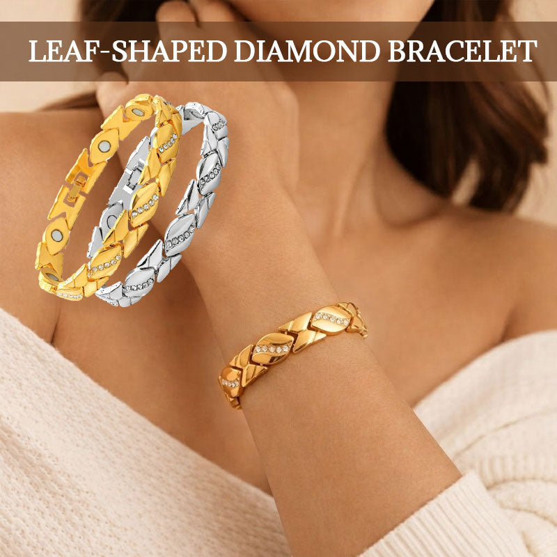 🌿 Lehtimäinen eleganssi – kimalteleva zirkoni, joka kiinnittää kaikkien huomion! ✨